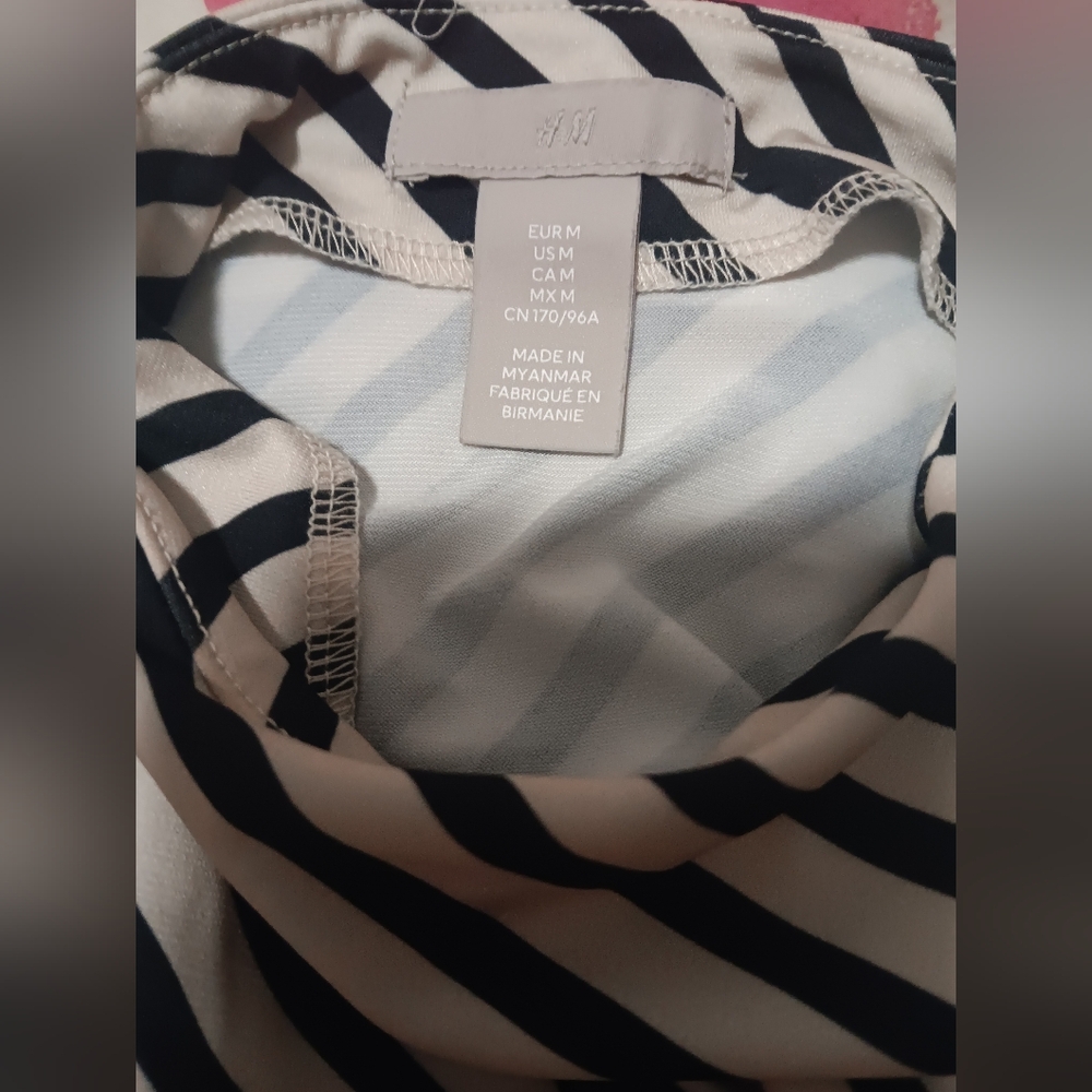 H&M Black & White Diagonal Striped Sleeveless Midi Dress Medium - Picture 7 of 7